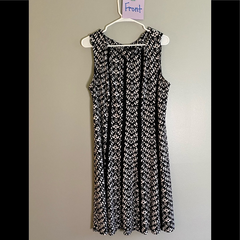 Black and white patterned dress
